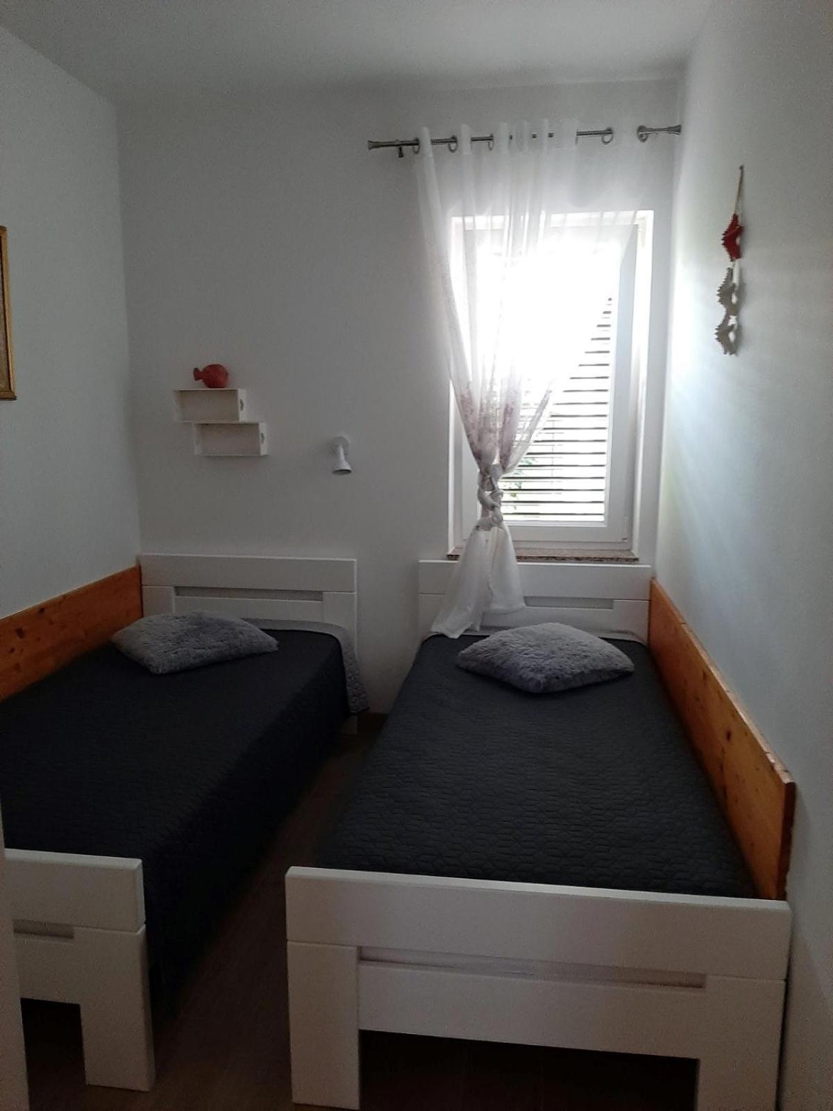 פורת Apartman Mima מראה חיצוני תמונה