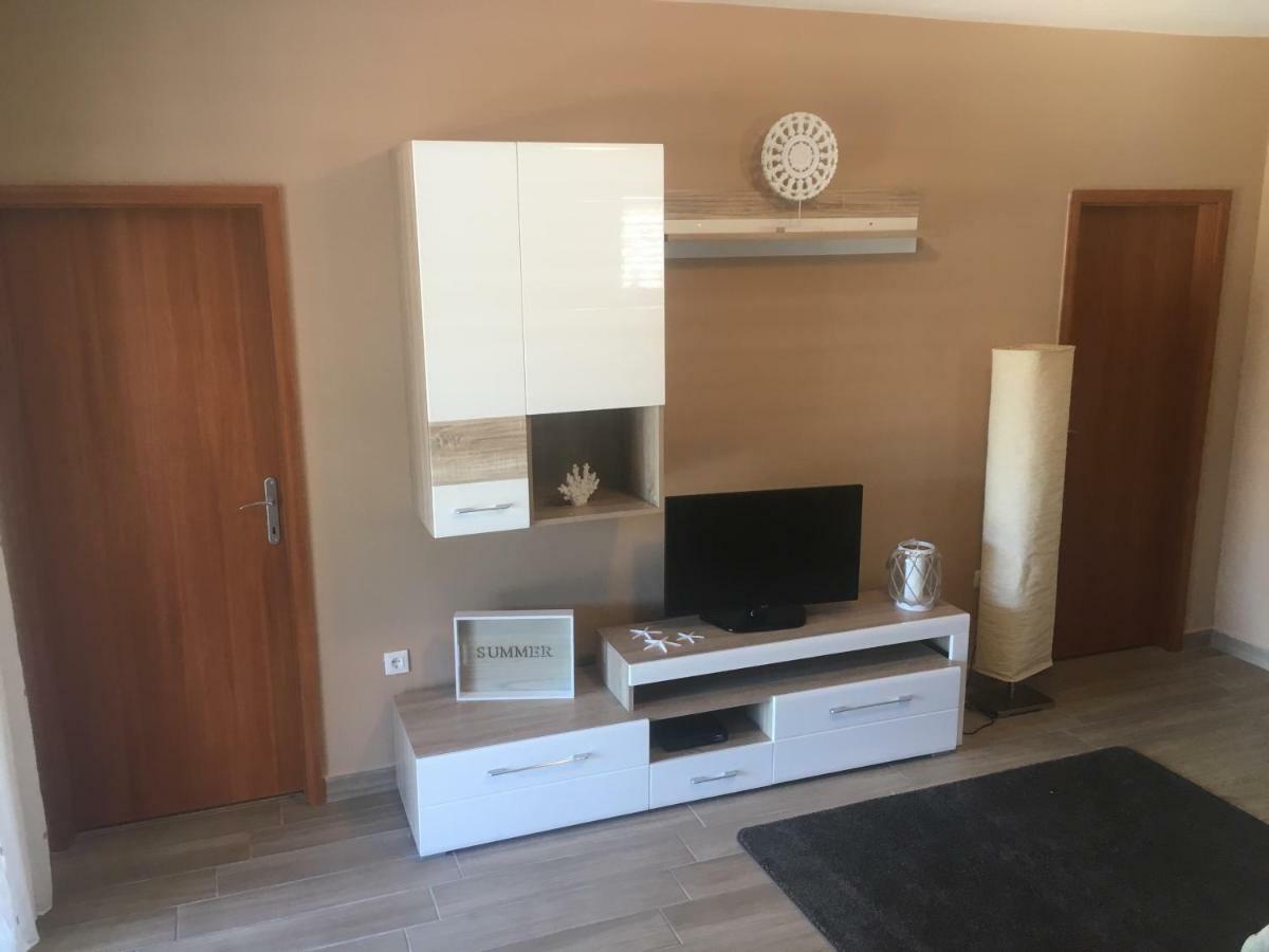 דירות פורת Apartman Mima מראה חיצוני תמונה